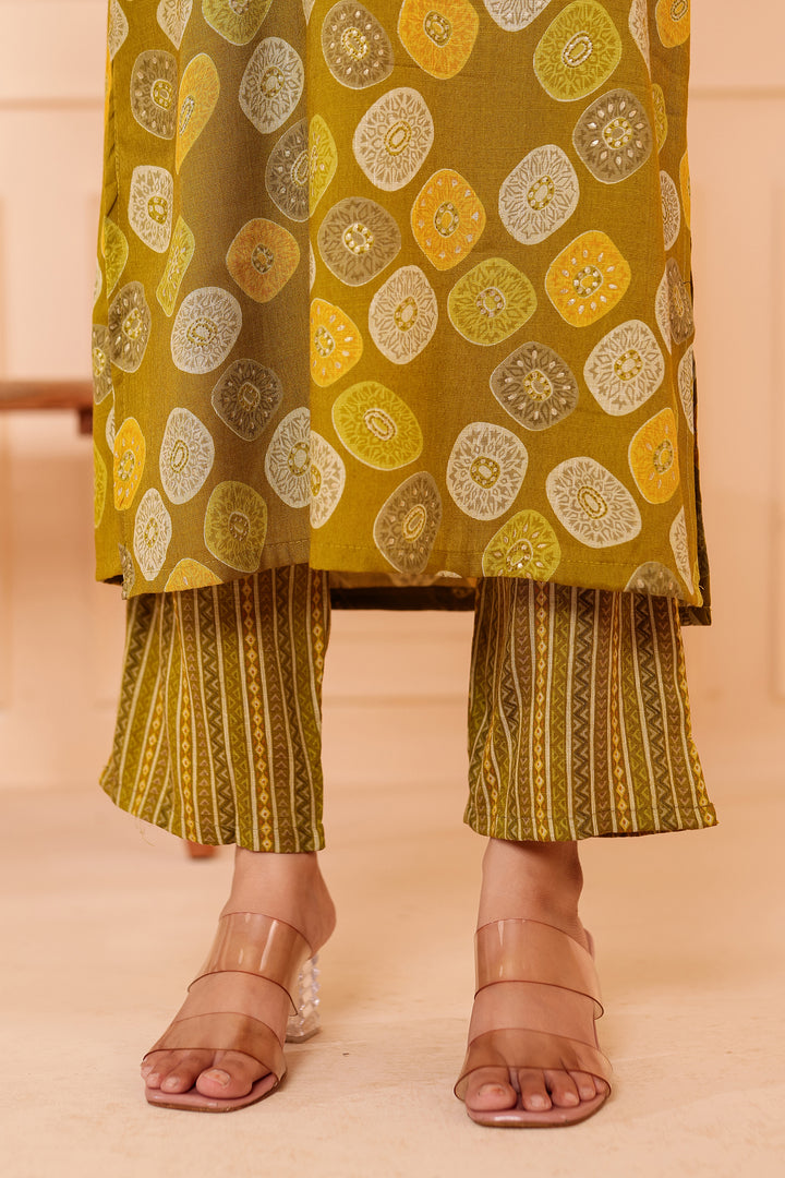 Mehndi Green Straight Cut Rayon Kurta Set with Mirror work.