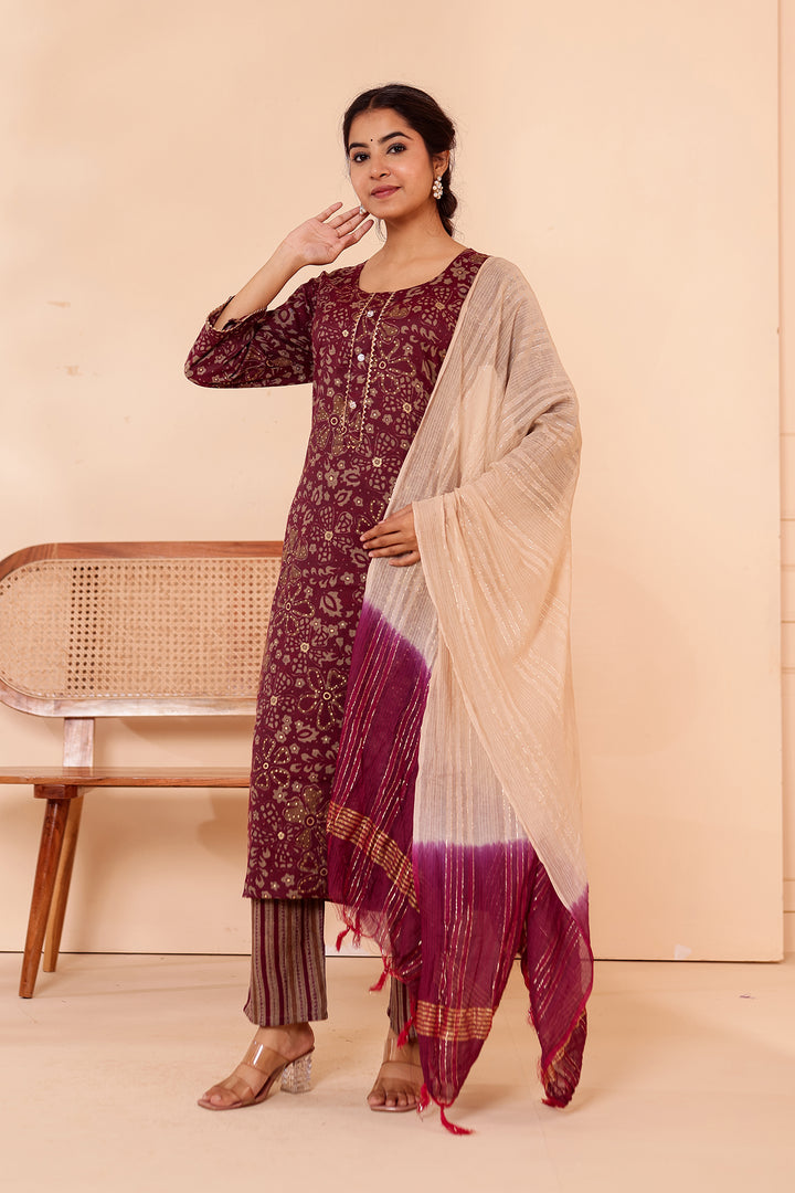 Purple Floral Printed Straight Cut Rayon Kurta Set.