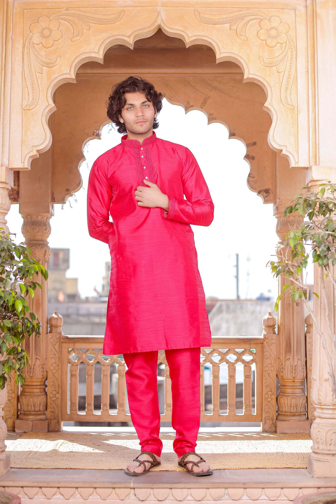 Pink Dupion Silk Kurt Suit.