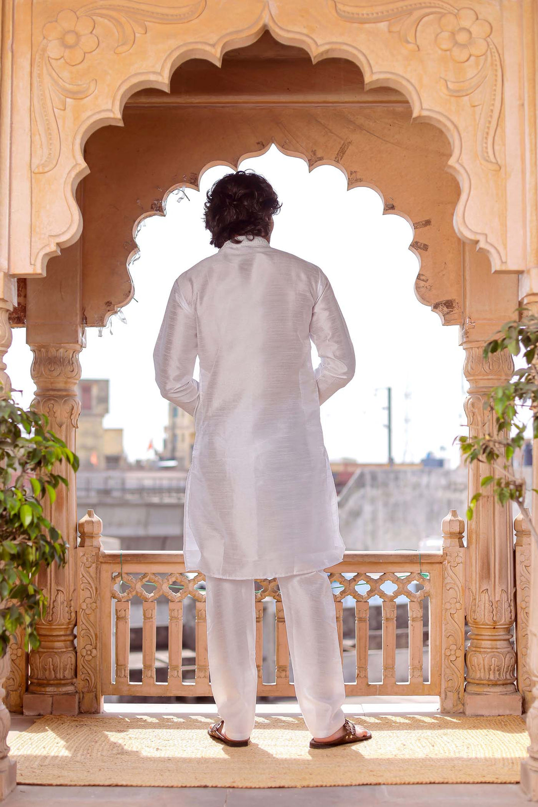 White Dupion Silk Kurt Suit.