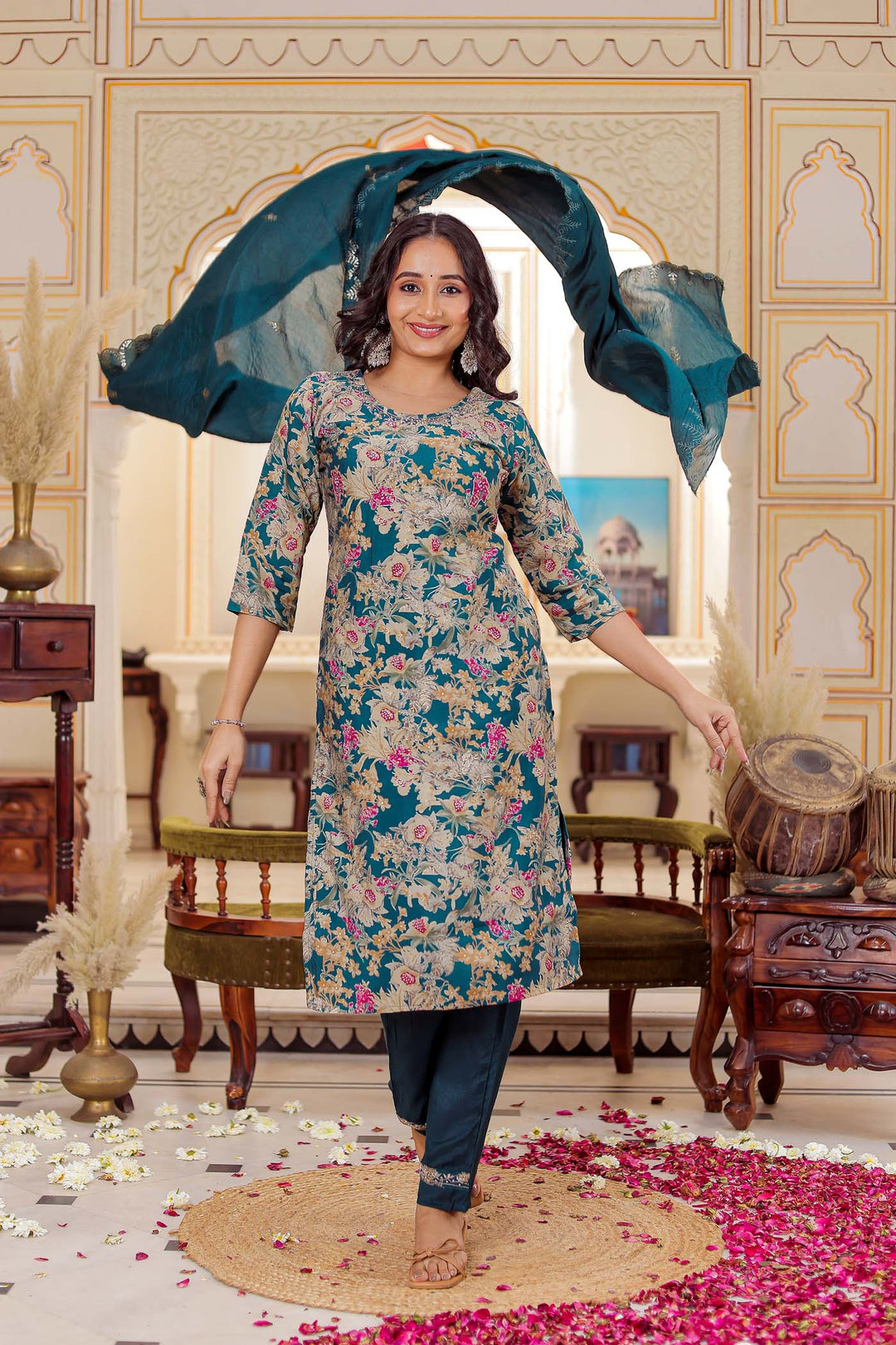 Teal Floral Print Model Straight Cut Kurta Set